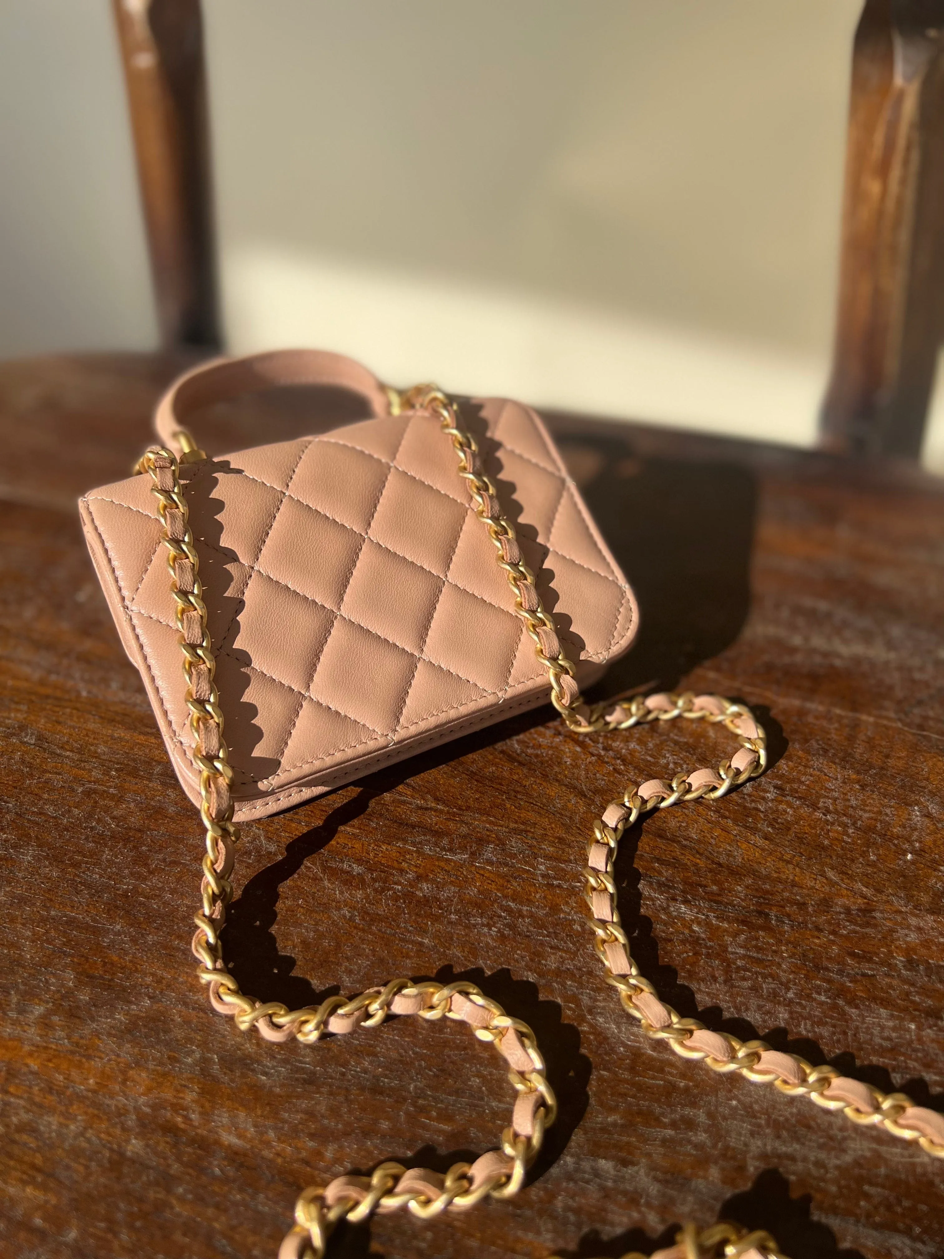 21K Beige Micro Lambskin Quilted Top Handle Flap Coin Purse with Chain