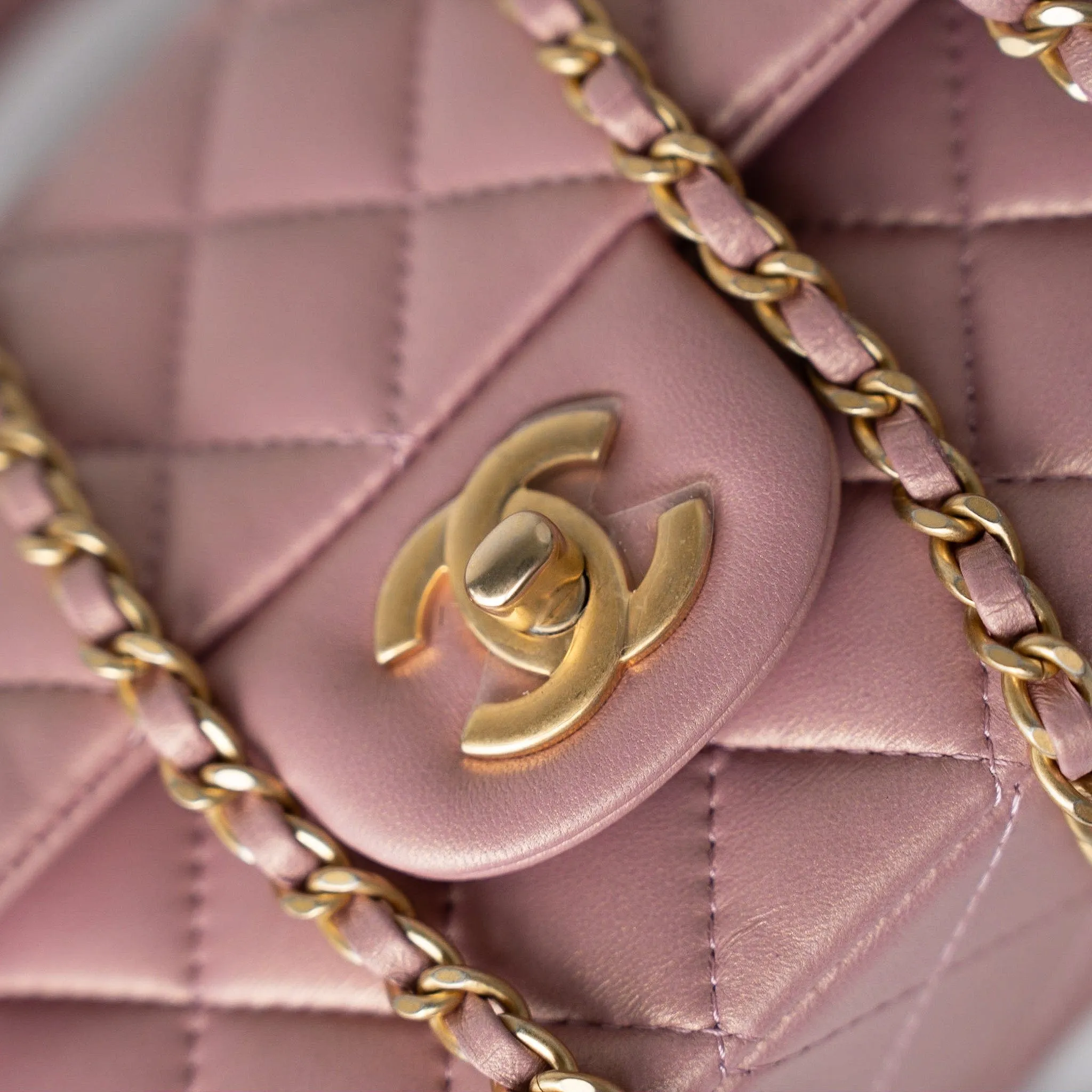 21S Iridescent Pink/ Rose Lambskin Quilted Mini Top Handle Antique Gold Hardware