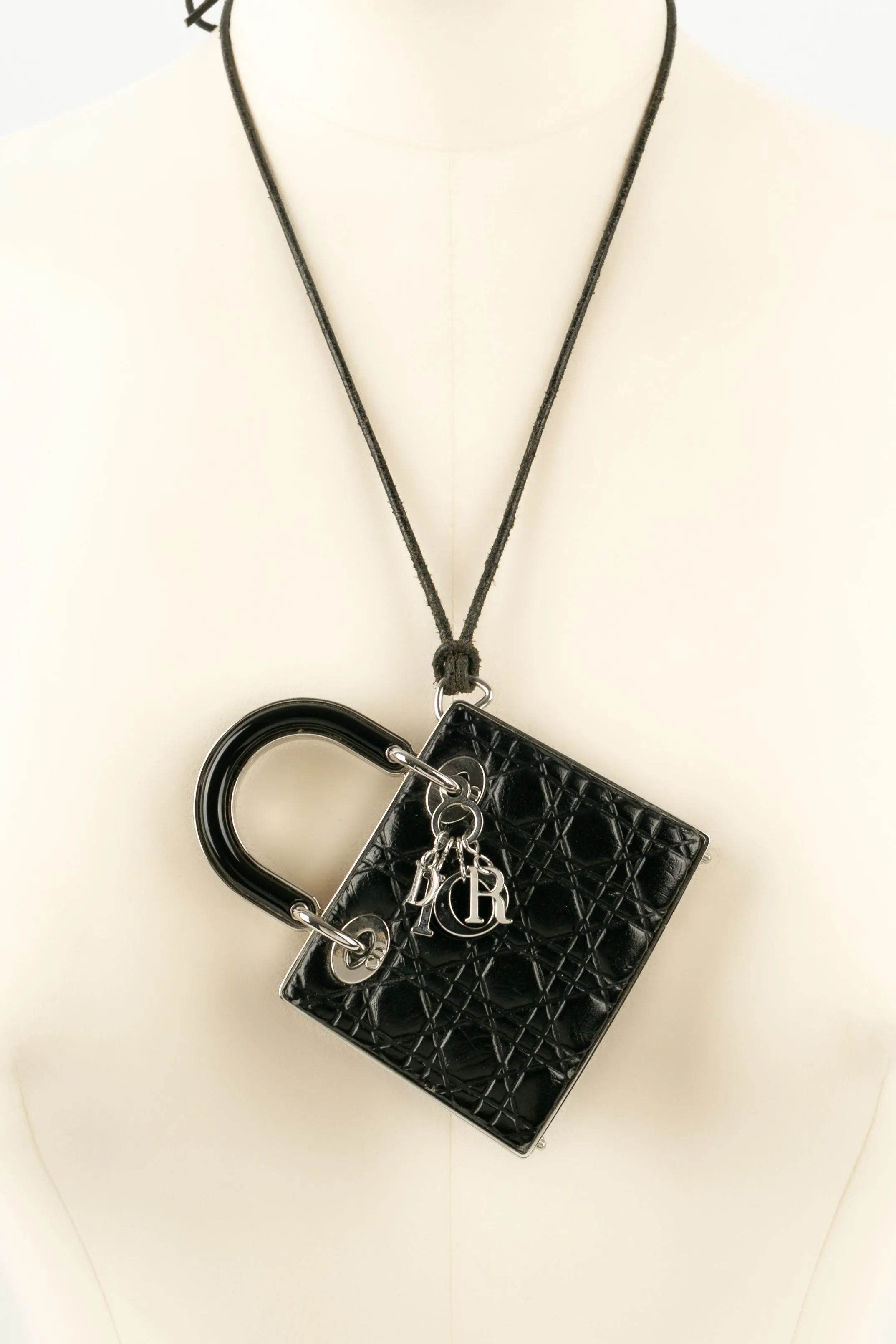 Accessoire bijou "Lady Dior" Christian Dior