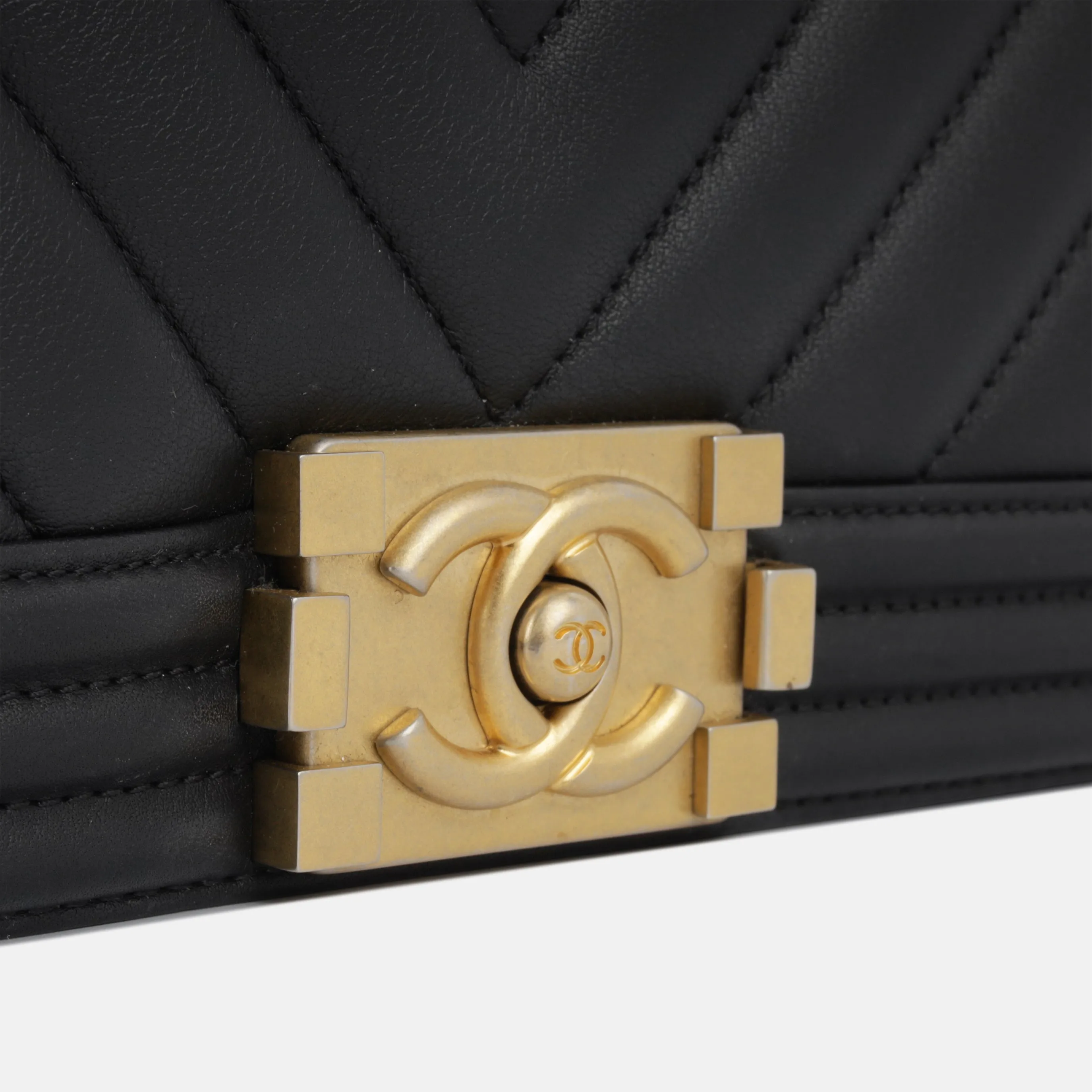 Chanel Boy Bag - New Medium