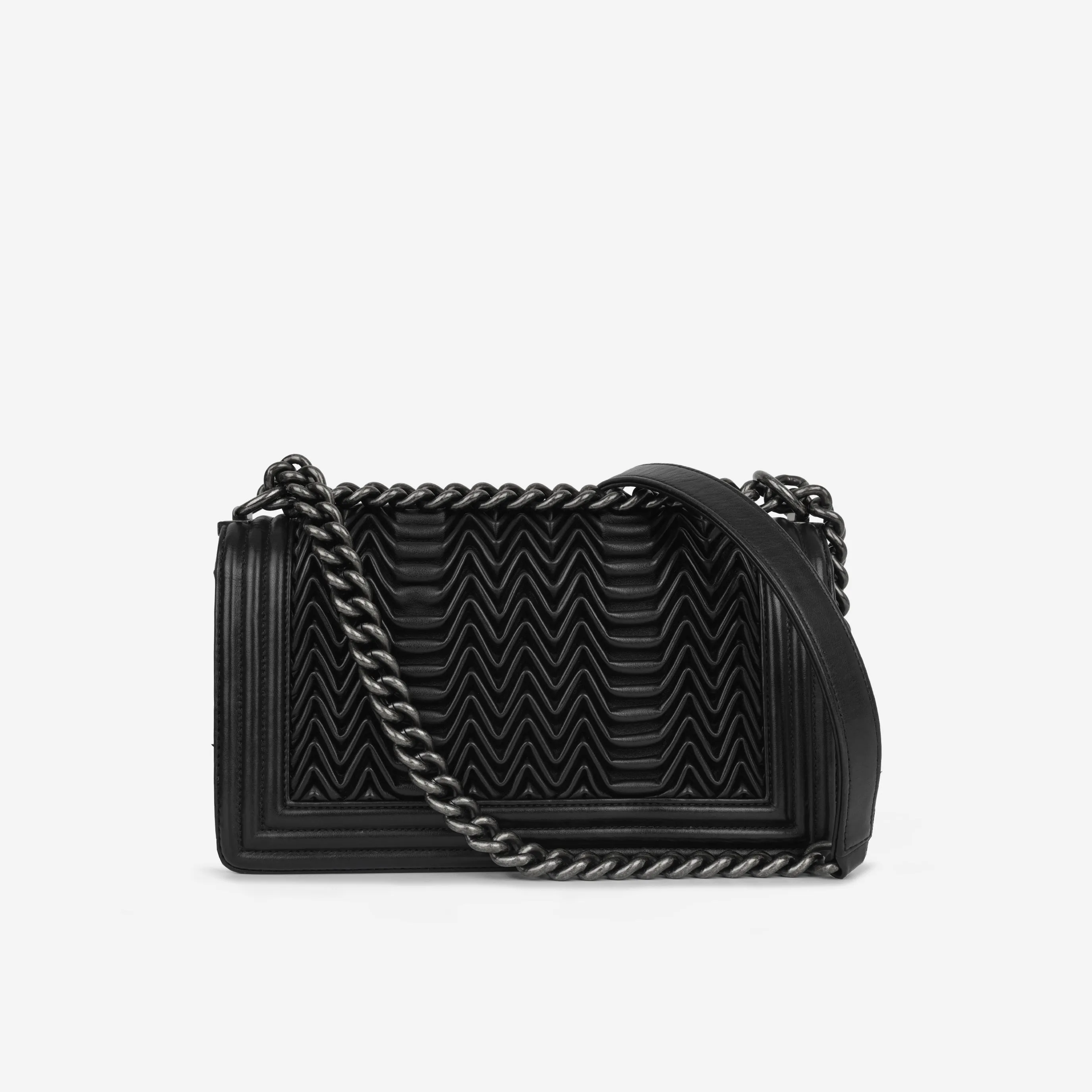 Chanel Boy Bag - Old Medium