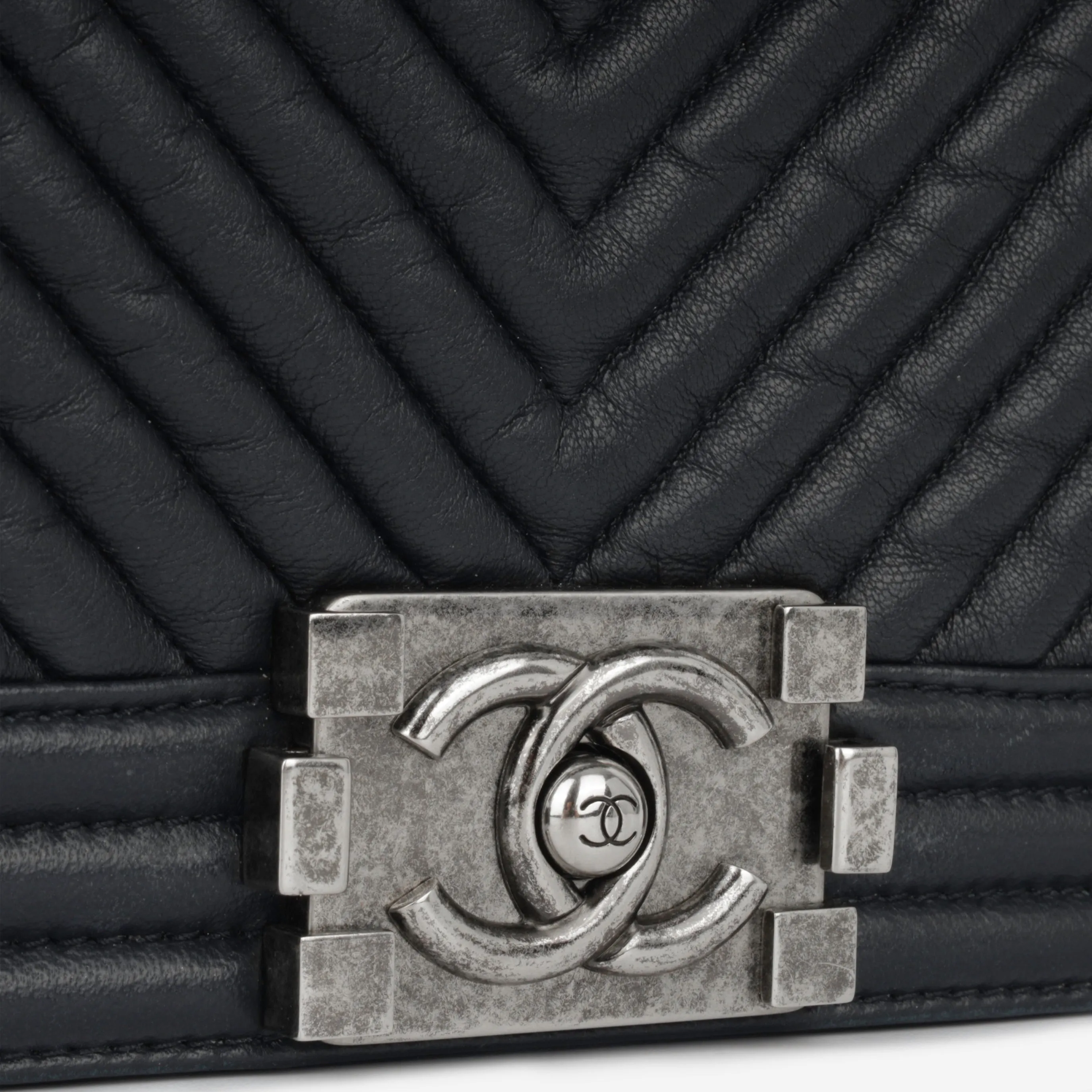 Chanel Boy Bag - Old Medium