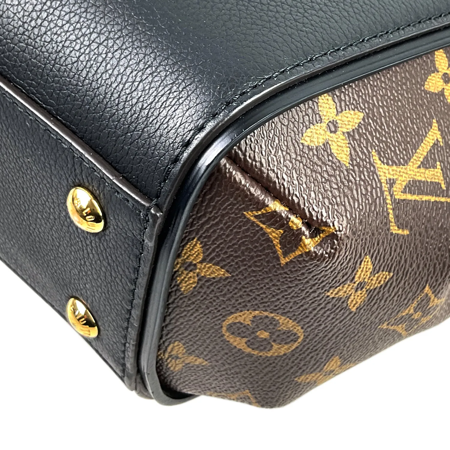 Kimono PM Monogram Canvas and Calfskin Leather Bag